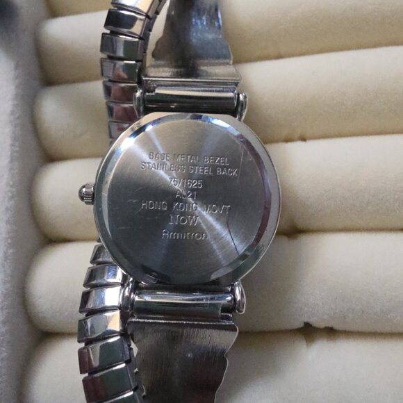 Womans Kathy Ireland Watch - Picture 5 of 5